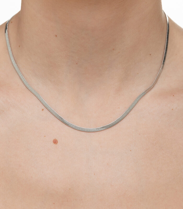 Colar Fita Laminada em Ródio Branco